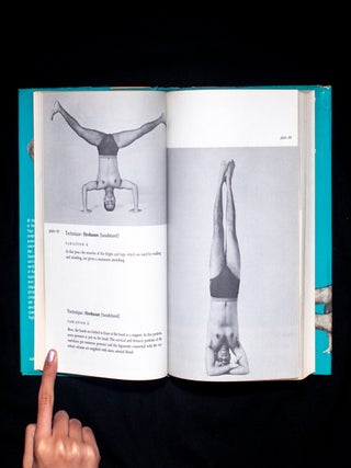 The Complete Illustrated Book of Yoga