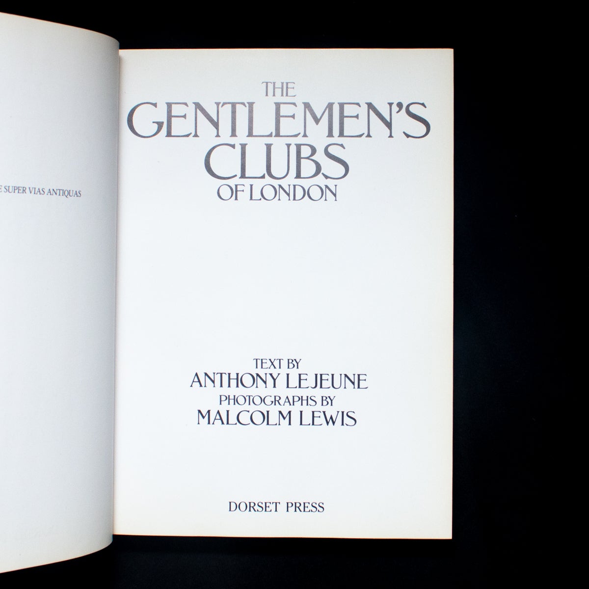 The Gentlemen's Clubs of London | Anthony Lejeune, Malcolm Lewis