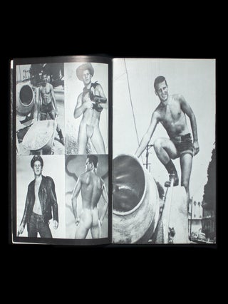 Robert Payne Presents the Levis Crowd