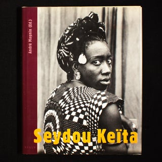 Item #9048 Seydou Keïta. Seydou Keïta, André Magnin, Youssouf Tata Cissé, essay